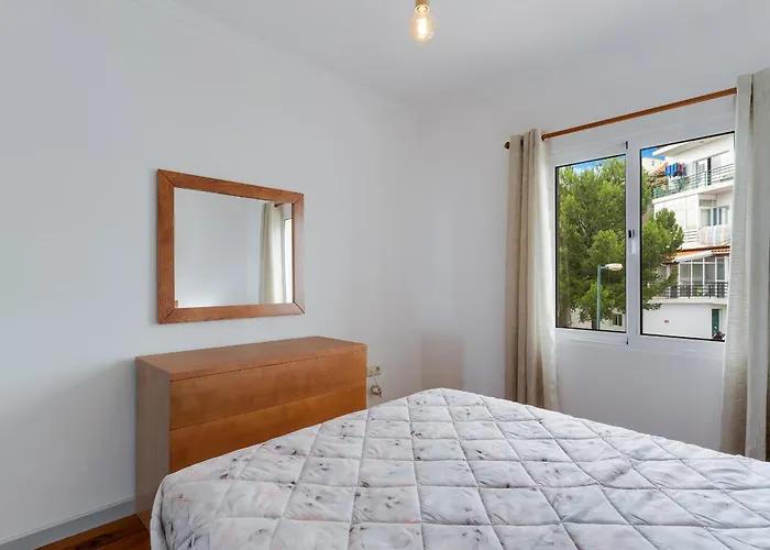 With Sea View By Madeira Santa Cruz (Madeira)