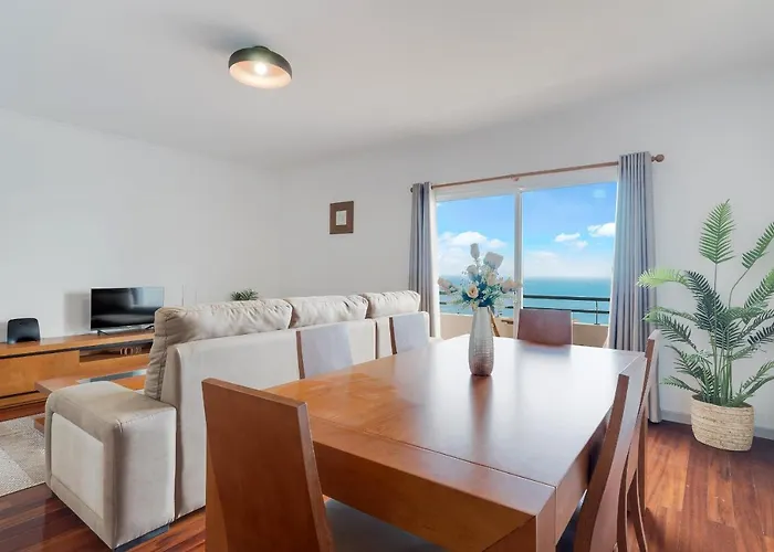 Appartement With Sea View By Madeira Santa Cruz (Madeira)